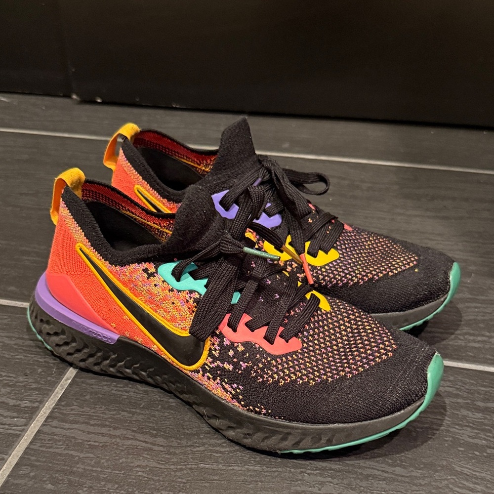 Nike Women’s Multicolor Black Knit Running Shoes
